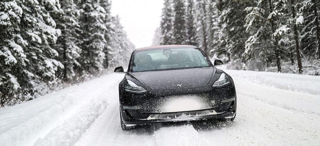 Tesla camp mode en rijden in de winter