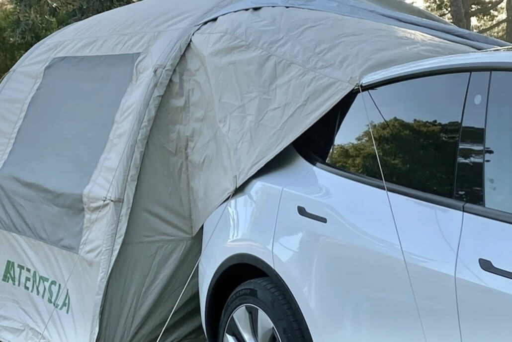 Tentsla X1 aan de Tesla Model Y